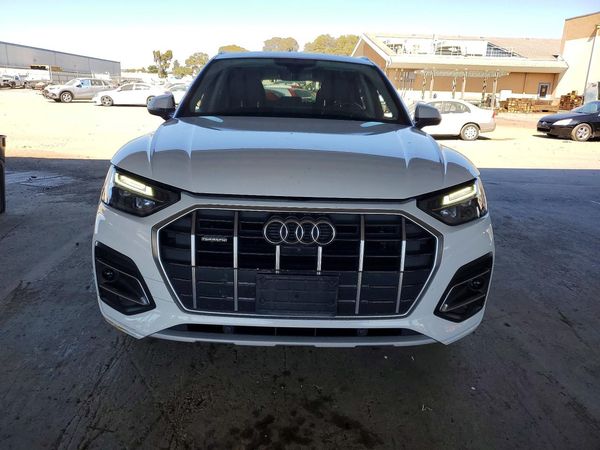 2021 AUDI Q5 quattro Premium Plus