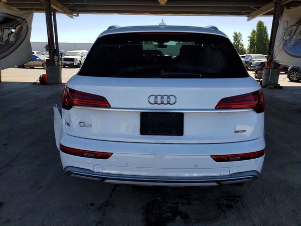 2021 AUDI Q5 quattro Premium Plus