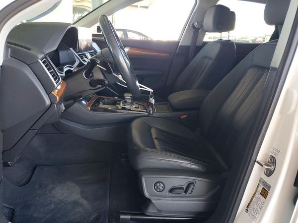 2021 AUDI Q5 quattro Premium Plus