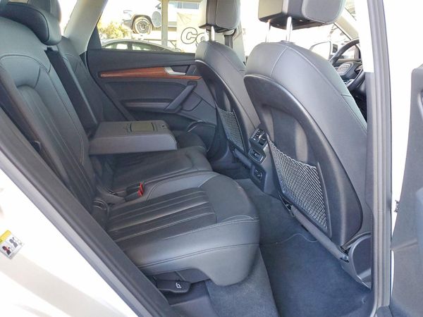2021 AUDI Q5 quattro Premium Plus