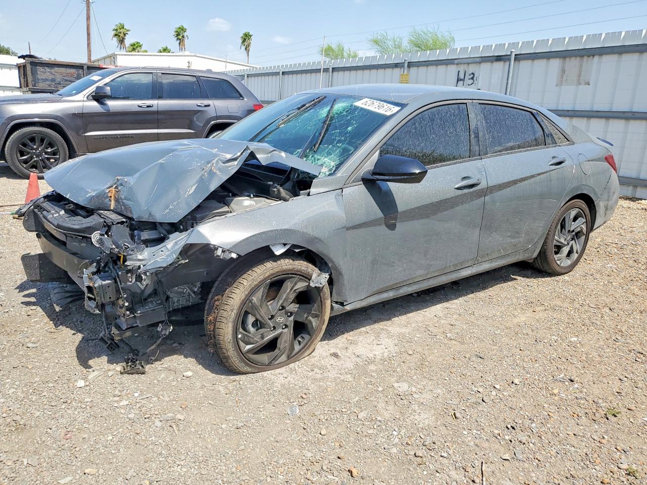 2026 HYUNDAI ELANTRA — Front 3/4