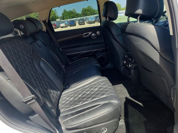 2021 GENESIS GV80