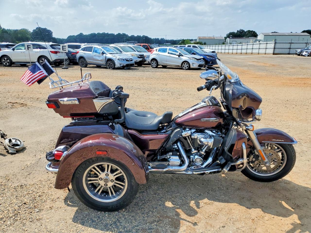 2019 HARLEY-DAVIDSON FL
