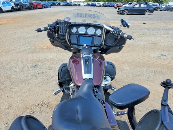 2019 HARLEY-DAVIDSON FL