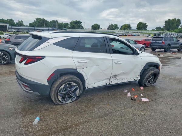2026 HYUNDAI TUCSON SEL, SEL Plus