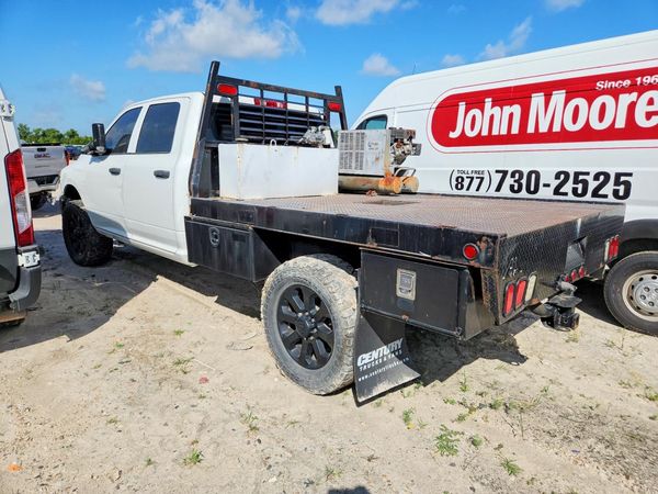 2015 RAM 2500 ST CREW CAB 4X4