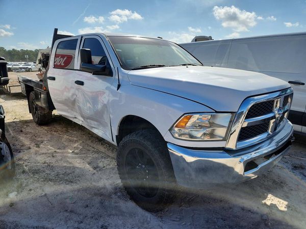 2015 RAM 2500 ST CREW CAB 4X4