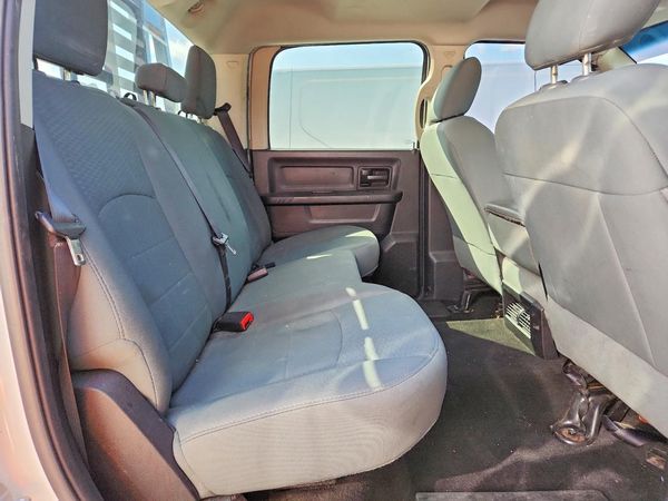 2015 RAM 2500 ST CREW CAB 4X4