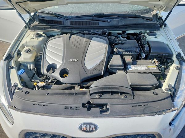 2014 KIA CADENZA