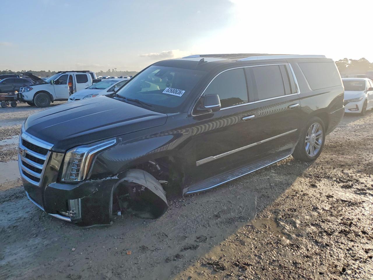2016 CADILLAC ESCALADE ESV Luxury