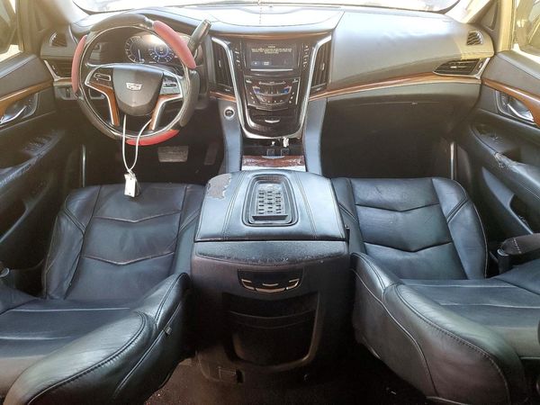 2016 CADILLAC ESCALADE ESV Luxury