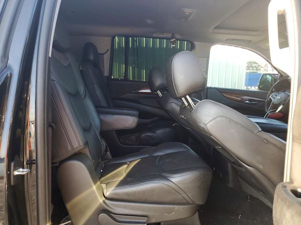 2016 CADILLAC ESCALADE ESV Luxury
