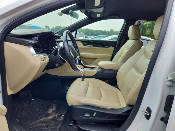 2018 CADILLAC XT5