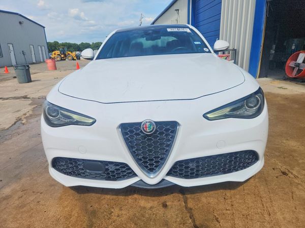 2022 ALFA ROMEO GIULIA TI AWD