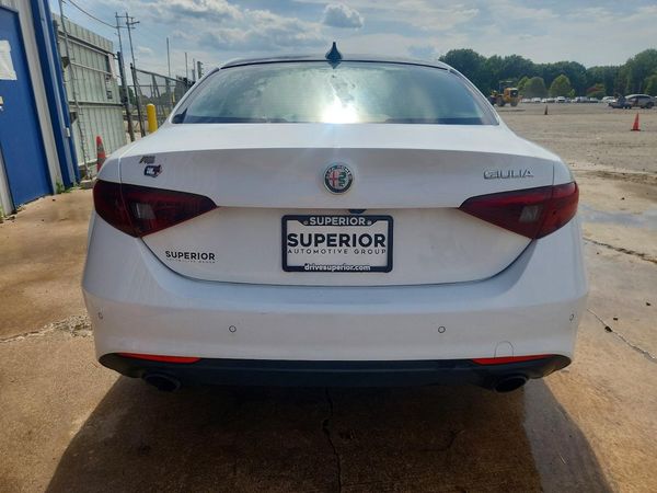 2022 ALFA ROMEO GIULIA TI AWD