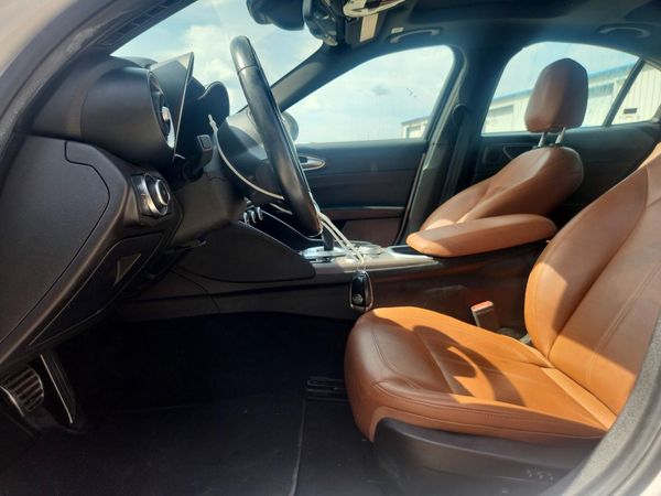 2022 ALFA ROMEO GIULIA TI AWD
