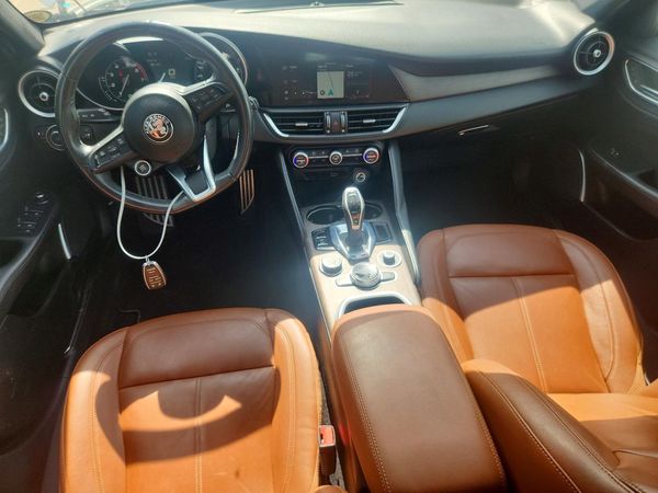 2022 ALFA ROMEO GIULIA TI AWD