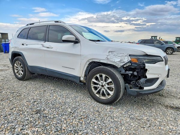 2019 JEEP CHEROKEE LATITUDE 4X4