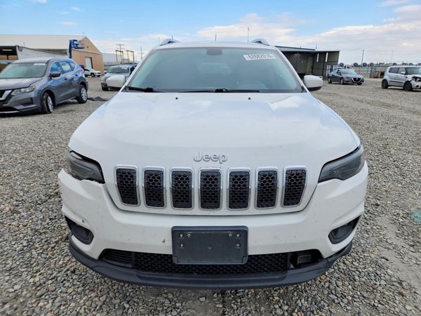 2019 JEEP CHEROKEE LATITUDE 4X4