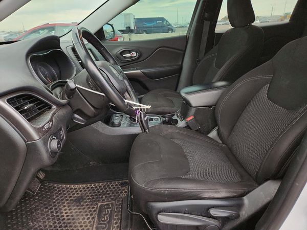 2019 JEEP CHEROKEE LATITUDE 4X4