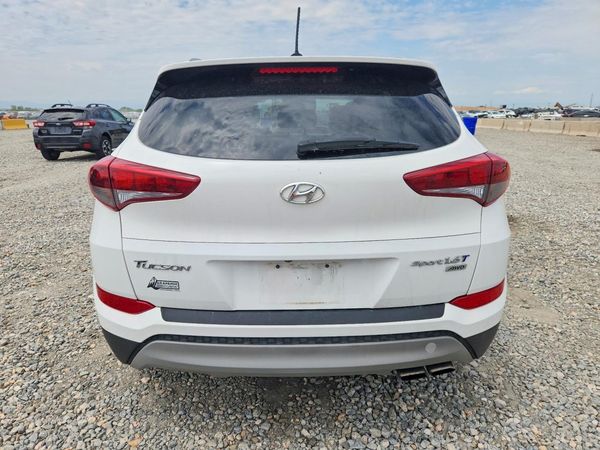 2017 HYUNDAI TUCSON