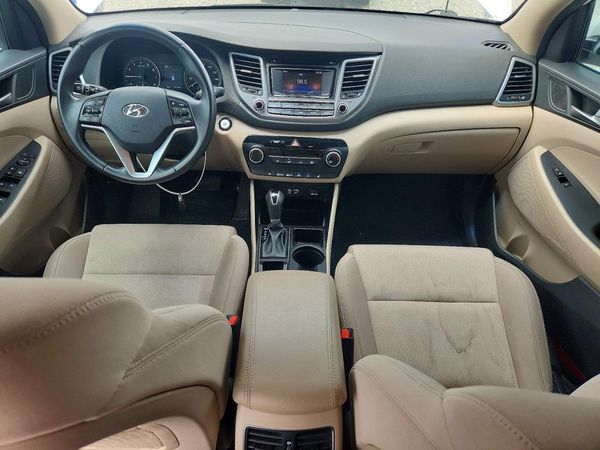 2017 HYUNDAI TUCSON