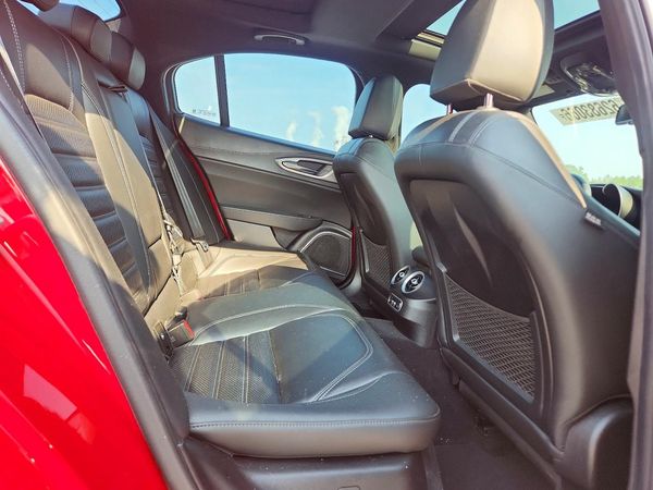 2023 ALFA ROMEO GIULIA TI RWD