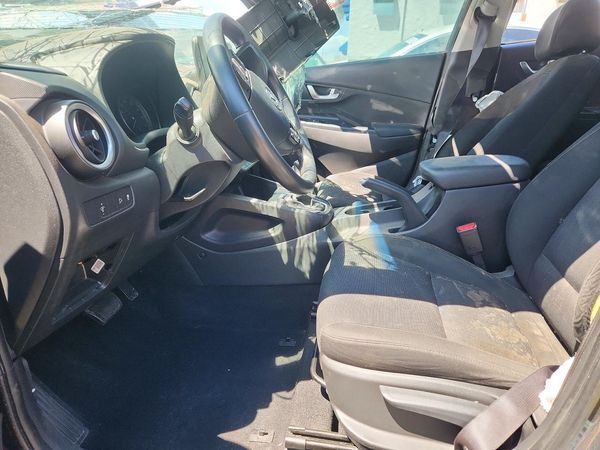 2022 HYUNDAI KONA — DENT