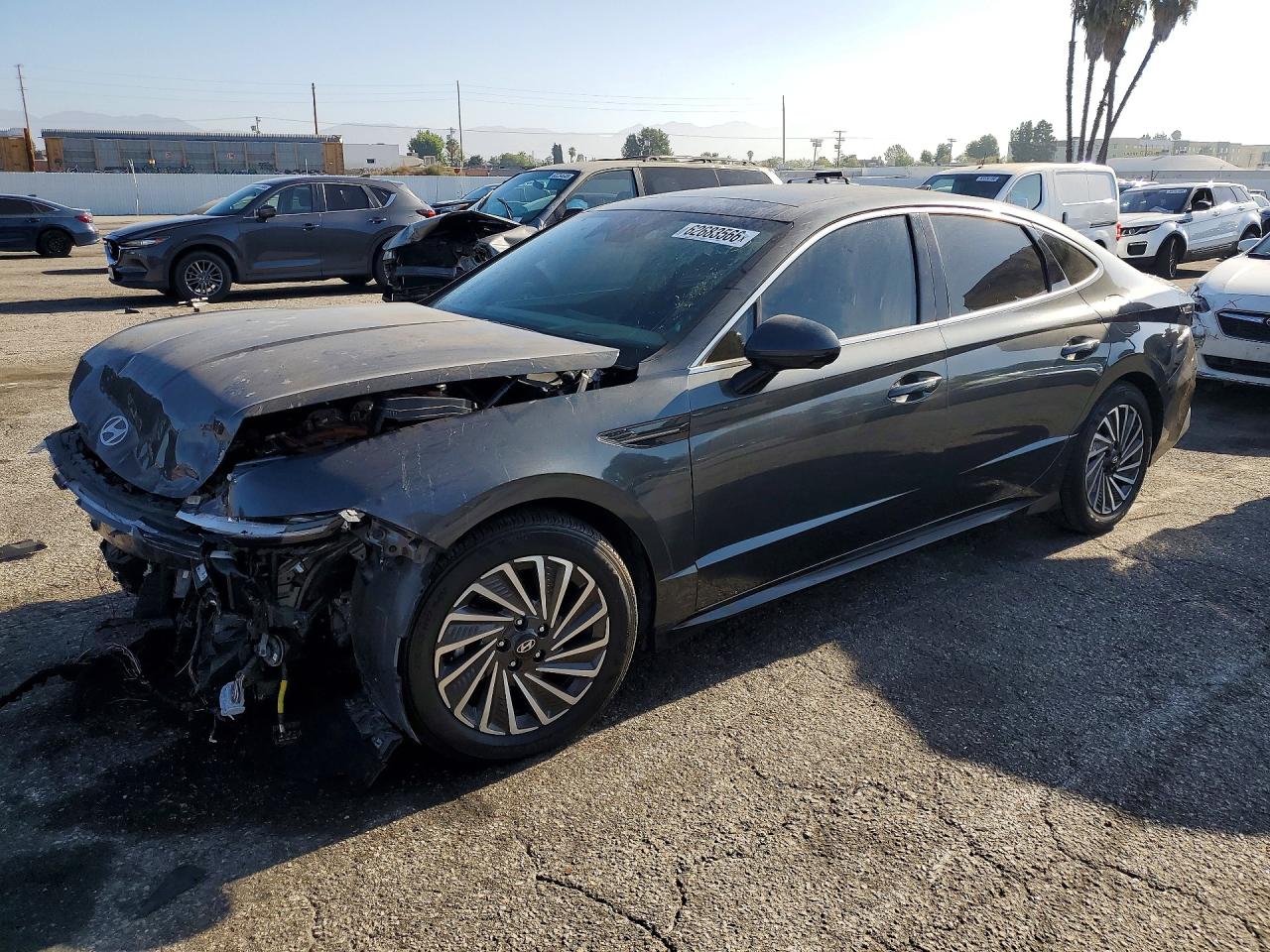 2024 HYUNDAI SONATA Limited — Front 3/4