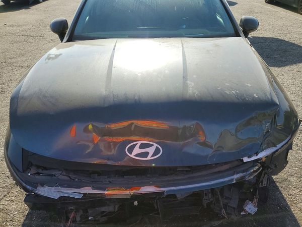 2024 HYUNDAI SONATA Limited — Engine bay