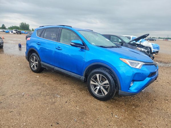 2018 TOYOTA RAV4 Adventure/XLE