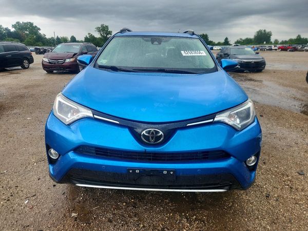 2018 TOYOTA RAV4 Adventure/XLE