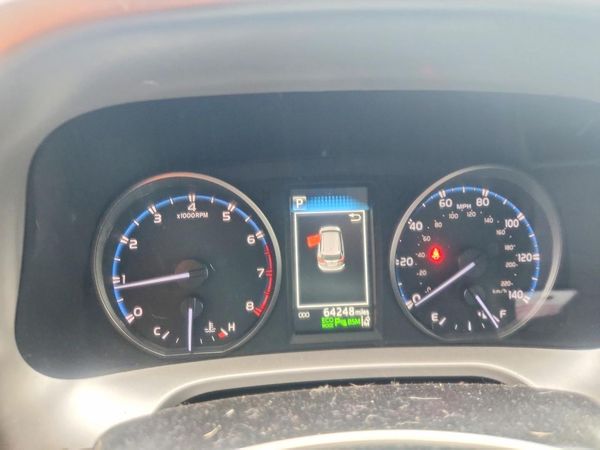 2018 TOYOTA RAV4 Adventure/XLE