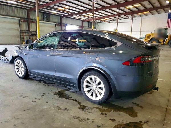 2017 TESLA MODEL X