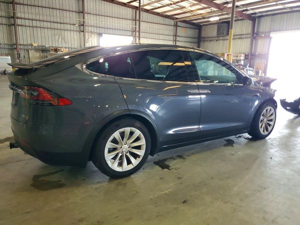 2017 TESLA MODEL X