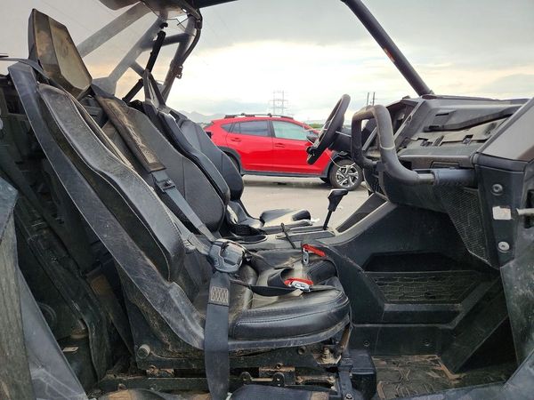 2021 POLARIS RZR