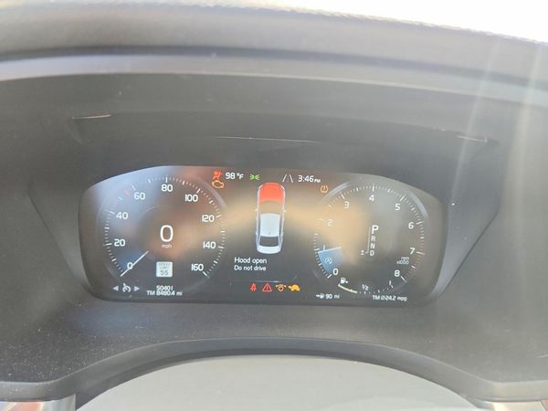 2021 VOLVO S60