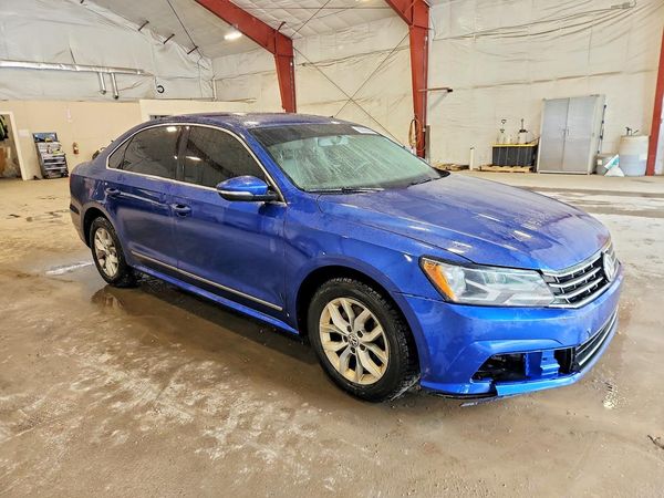 2017 VOLKSWAGEN PASSAT