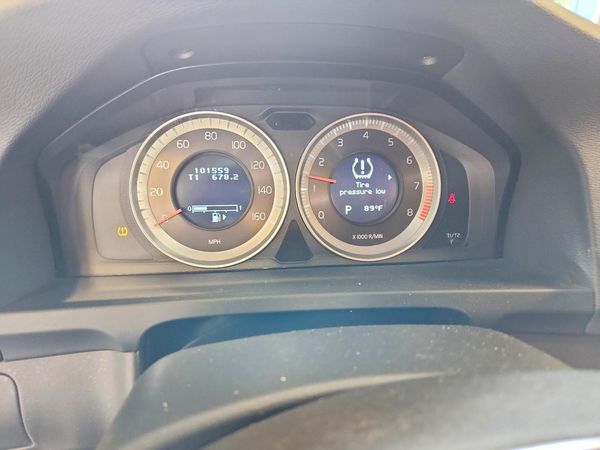 2013 VOLVO S60