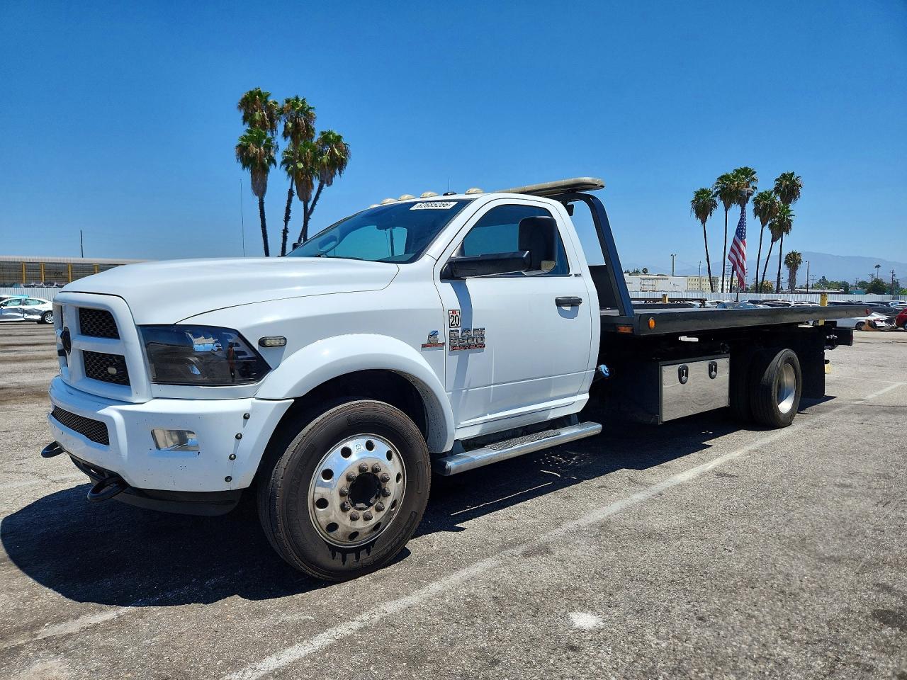 2014 RAM 5500 REG CAB CHASSIS