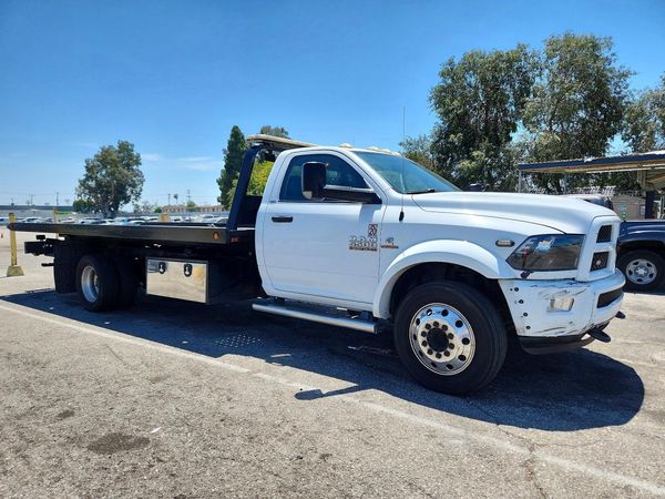 2014 RAM 5500 REG CAB CHASSIS