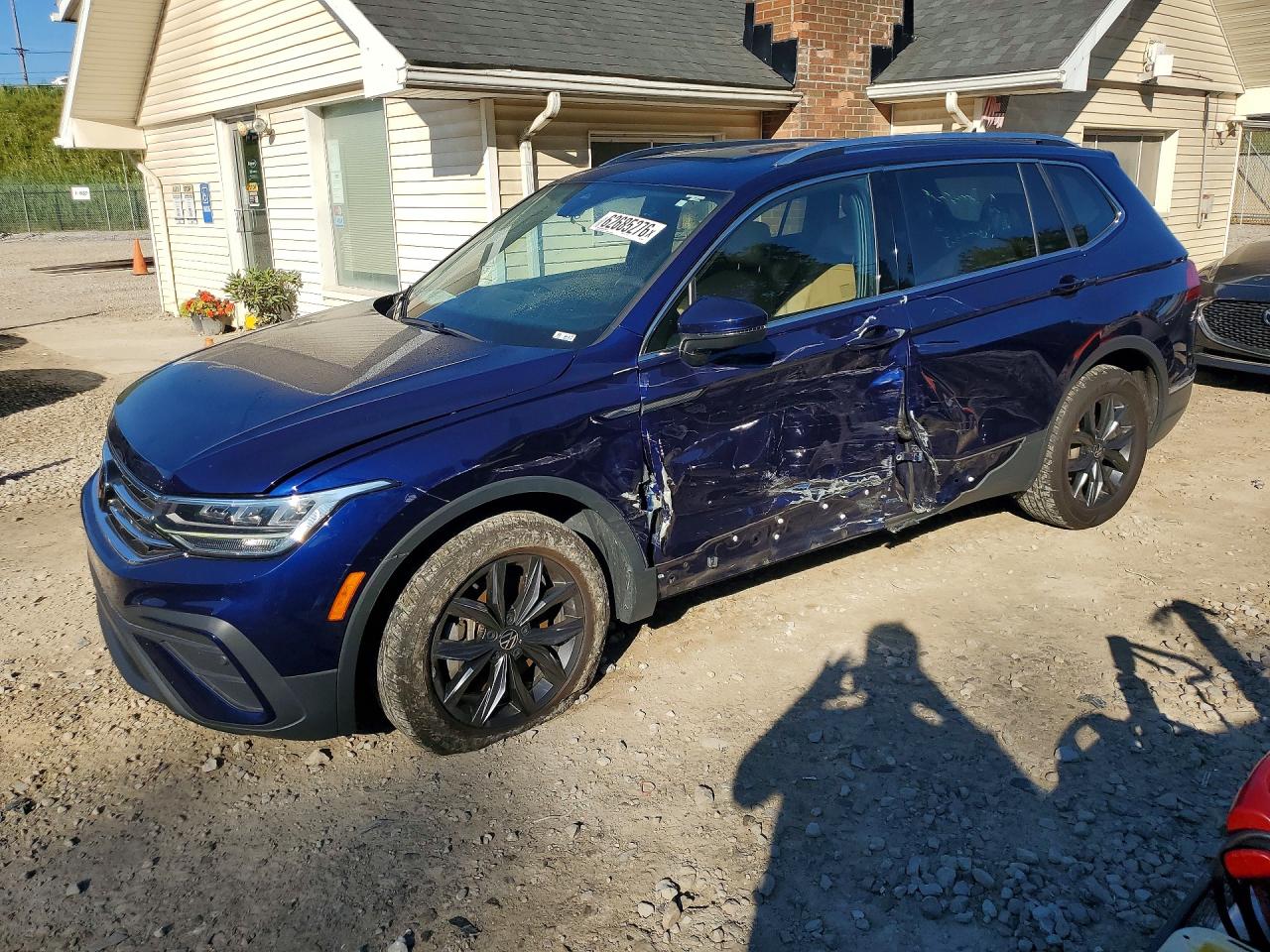 2022 VOLKSWAGEN TIGUAN
