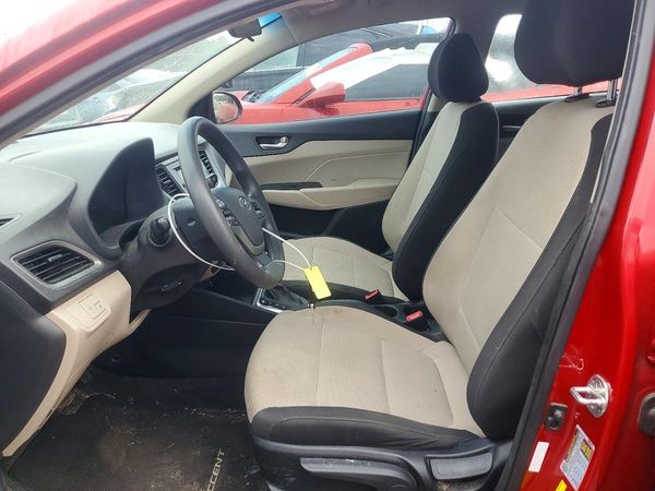 2018 HYUNDAI ACCENT SE and SEL