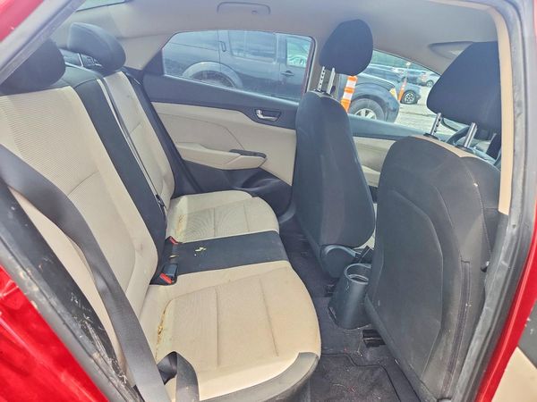 2018 HYUNDAI ACCENT SE and SEL