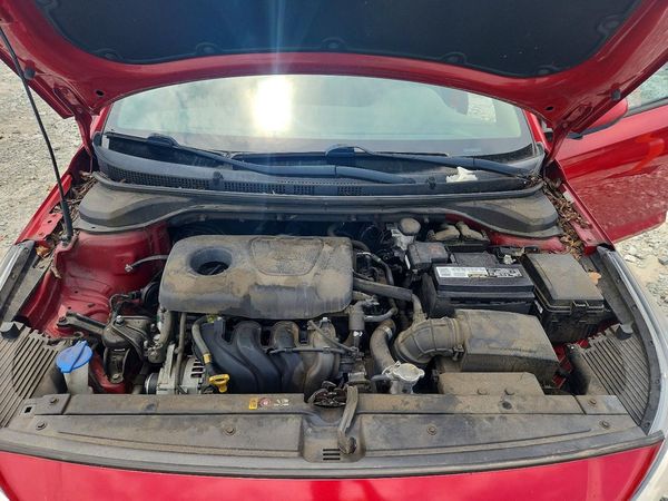 2018 HYUNDAI ACCENT SE and SEL