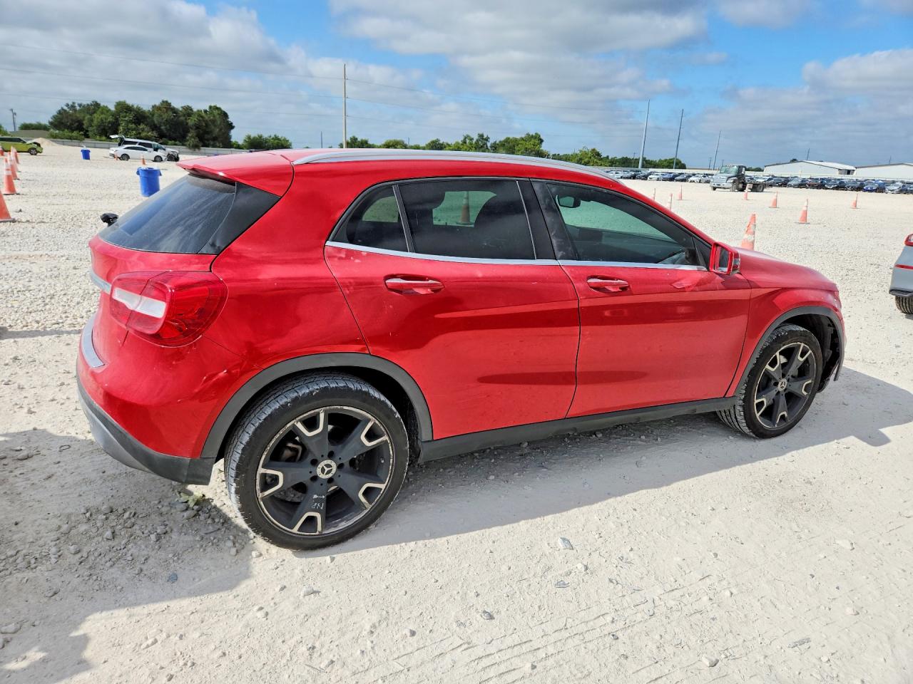 2020 MERCEDES-BENZ GLA GLA250