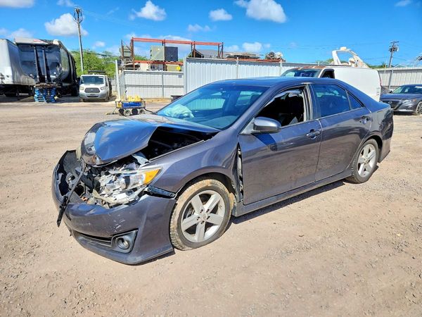 2012 TOYOTA CAMRY