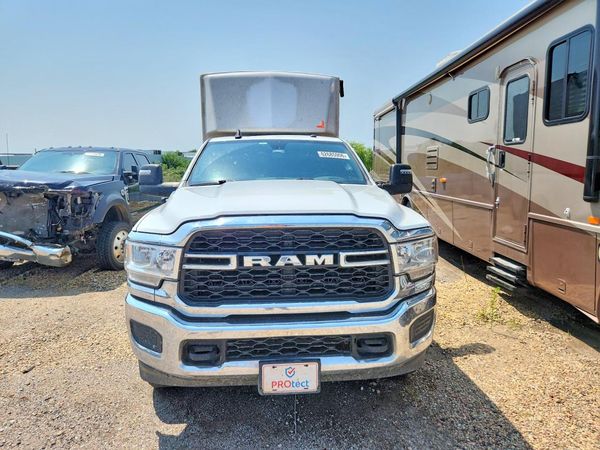 2023 RAM 2500
