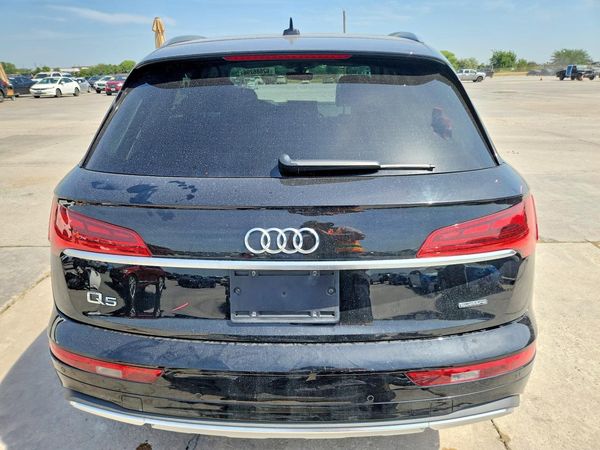 2023 AUDI Q5 quattro Premium