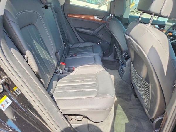 2023 AUDI Q5 quattro Premium